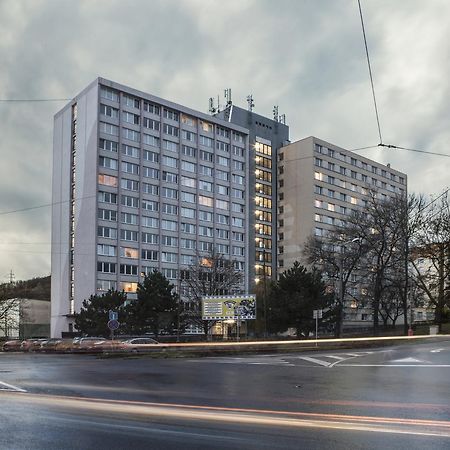Auberge de jeunesse Koleje Ujep à Ústí nad Labem Extérieur photo